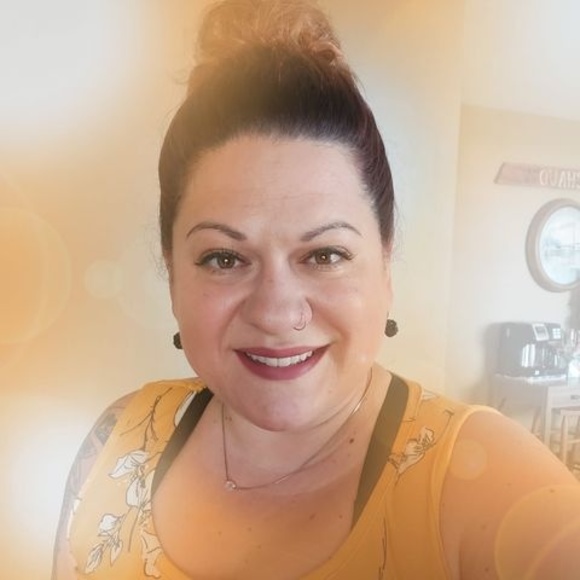 Meet your Posher, Krista - Picture 1 of 1